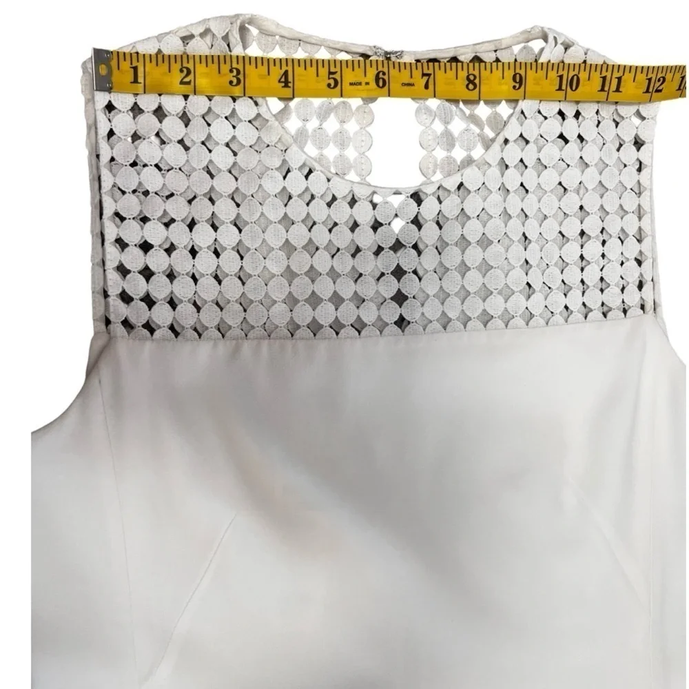 AKRIS Punto White Embroidered Dress NWOT Size 4 - Picture 11 of 16